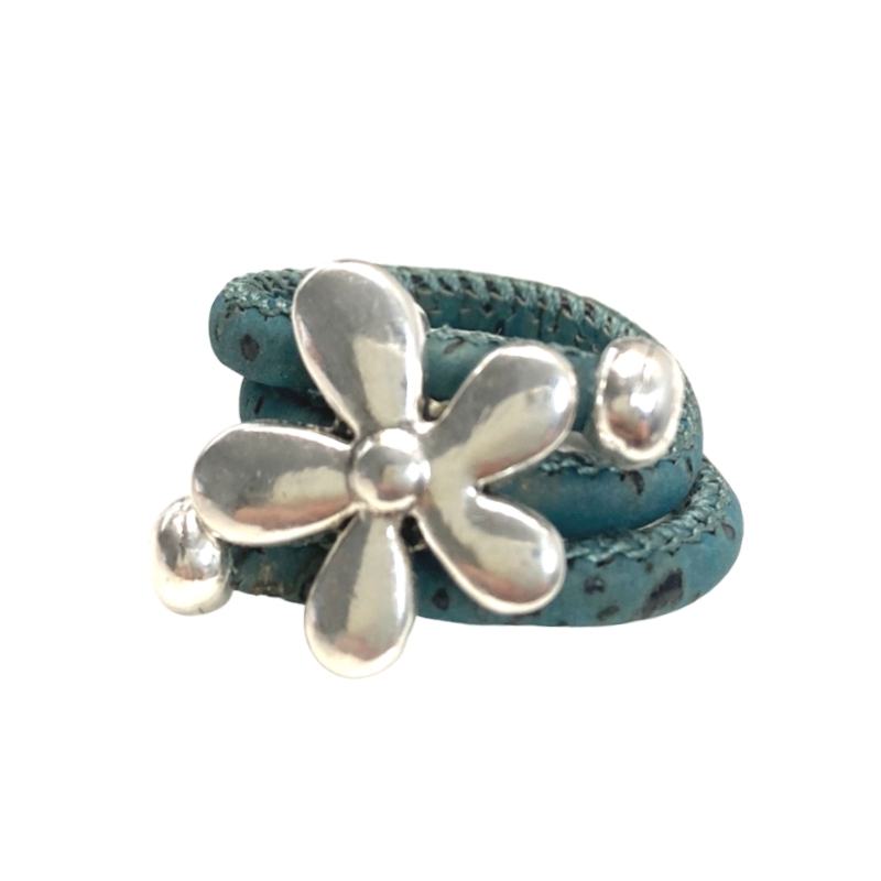 Bague liège-bague Vegan-bague végane-bague naturelle-bague naturel-bague fleur-bague pas cher-bague fantaisie-bague femme-bague bouchon-bague ajustable-bague flower-bague marguerite-bague liège Portugal -bague fille-bague résistante