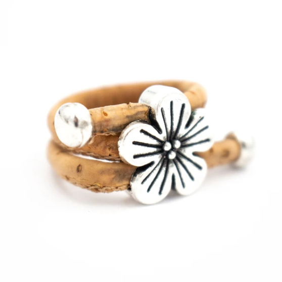 Handmade cork ring "Paquerette"